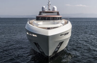 Venture yacht sales